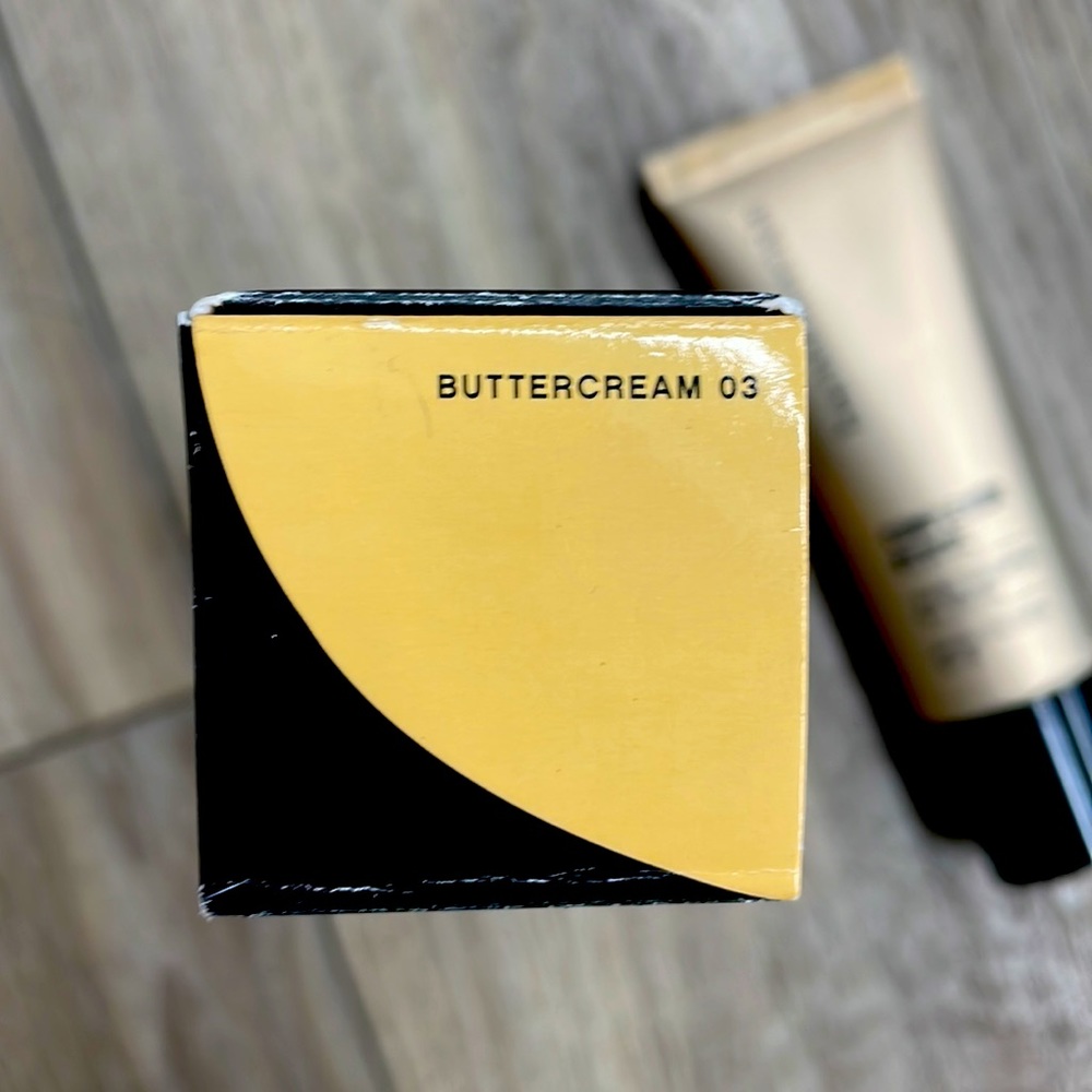 bareMinerals Complexion Rescue - Picture 2 of 2